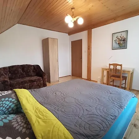 W Warszawie-wawer Homestay Warsaw